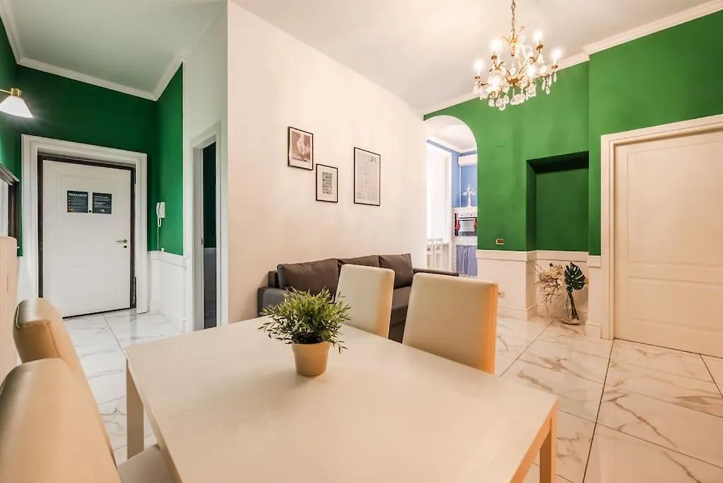 Appartement Centrale'S Nest - Elegant Apt Close To Central Station Milaan